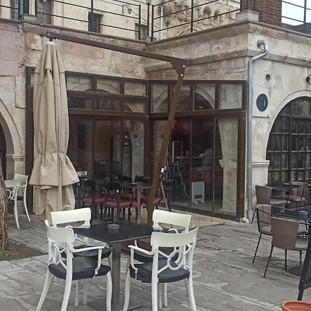 אורגופ Harkasos Cave Hotel מראה חיצוני תמונה
