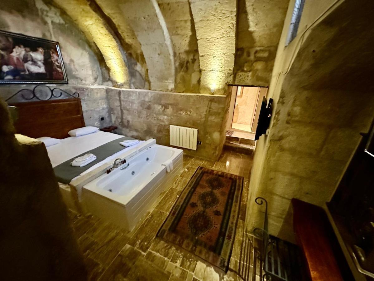 אורגופ Harkasos Cave Hotel מראה חיצוני תמונה