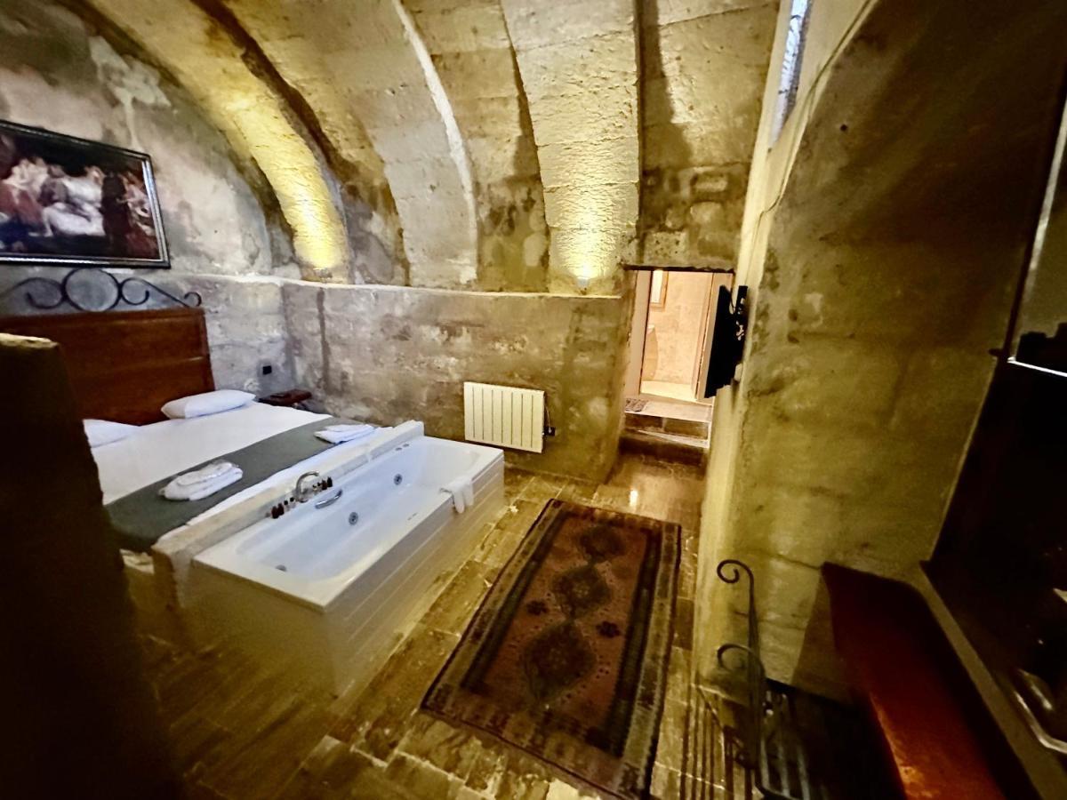אורגופ Harkasos Cave Hotel מראה חיצוני תמונה